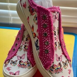 Montana West Pink Butterfly Sneakers, Women’s size 7, new in box